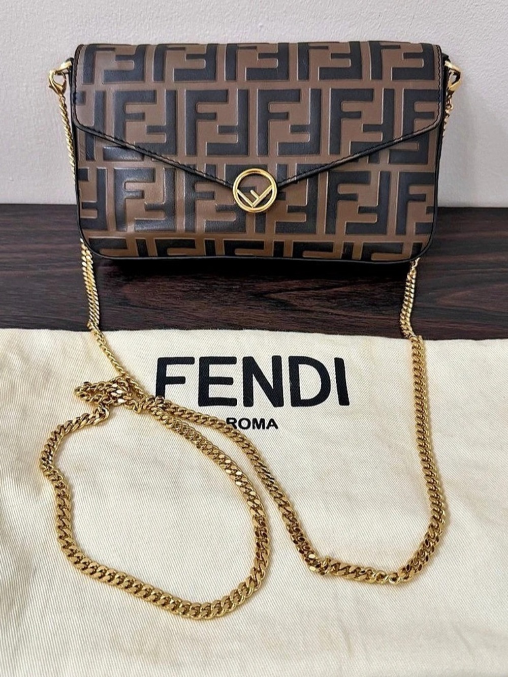 Fendi WOC FF Zucca Bicolor Leather Wallet on Chain Crossbody Bag Brown - Picture 2 of 15